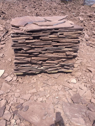 Плитняк лемезит бордовый для цоколя 1,5-2 см купить в Омске