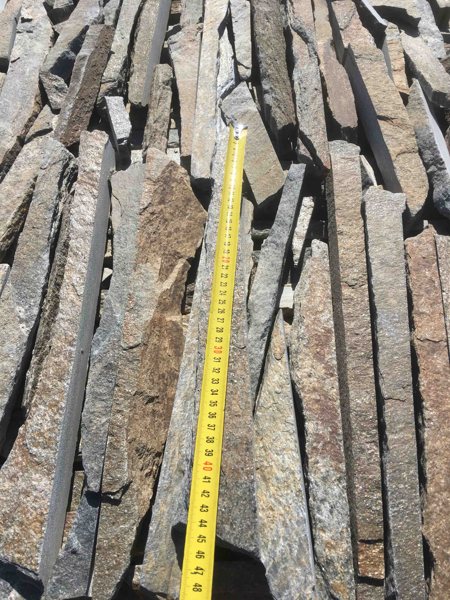 Горбушка златолит мультиколор для облицовки купить в Омске