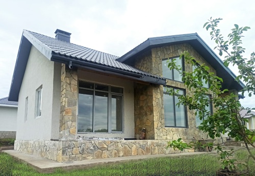 Плитняк златолит Уральский  для фасада купить в Омске