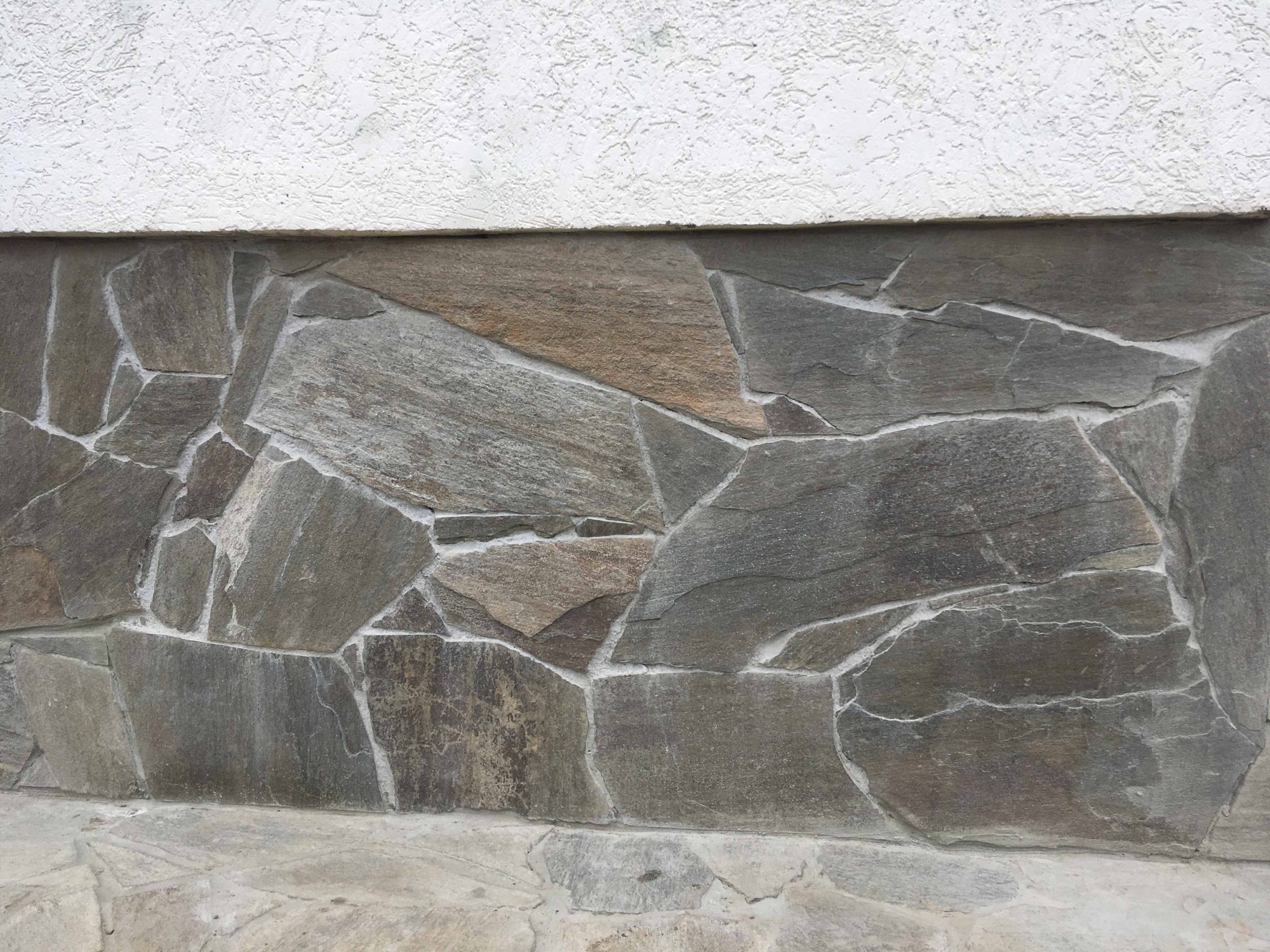 Плитняк златолит Уральский  для фасада купить в Омске