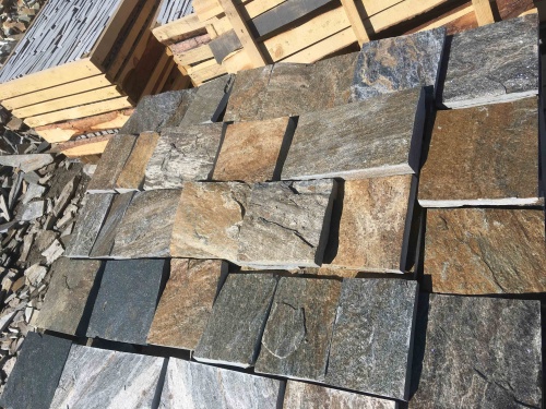 Плитка пилёная златолит Уральский для цоколя, отмостки купить в Омске