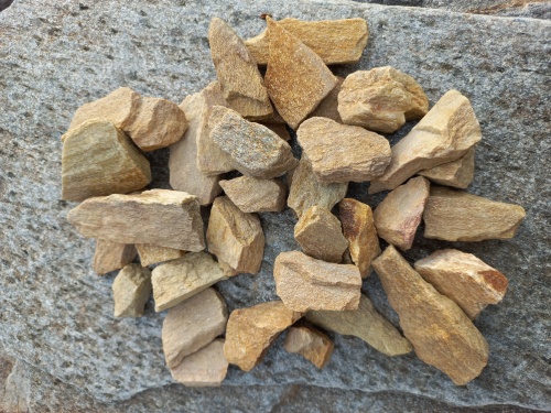 Златолит жёлтый декоративная каменная крошка купить в Омске